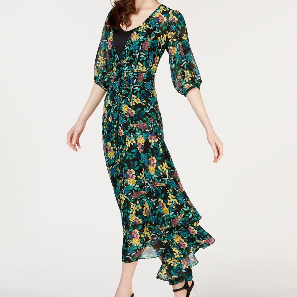 🆕Calvin Klein Floral Wrap Dress